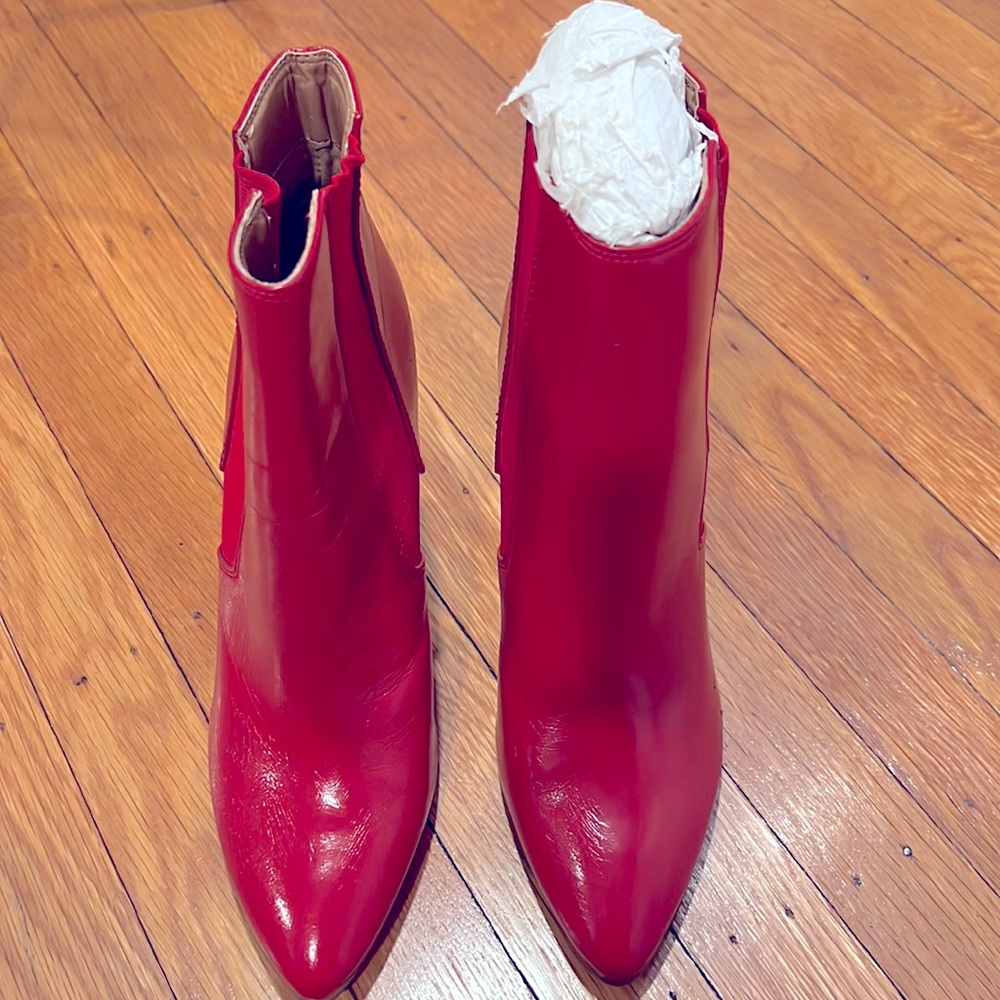 New Red ankle boot